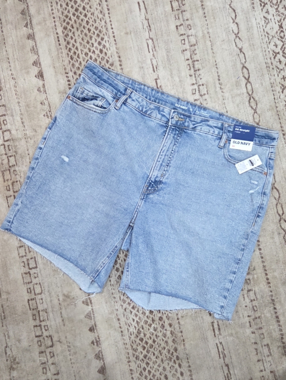 Old Navy Women's Size 22 Light Wash Denim Cutoff Shorts New With Tags
